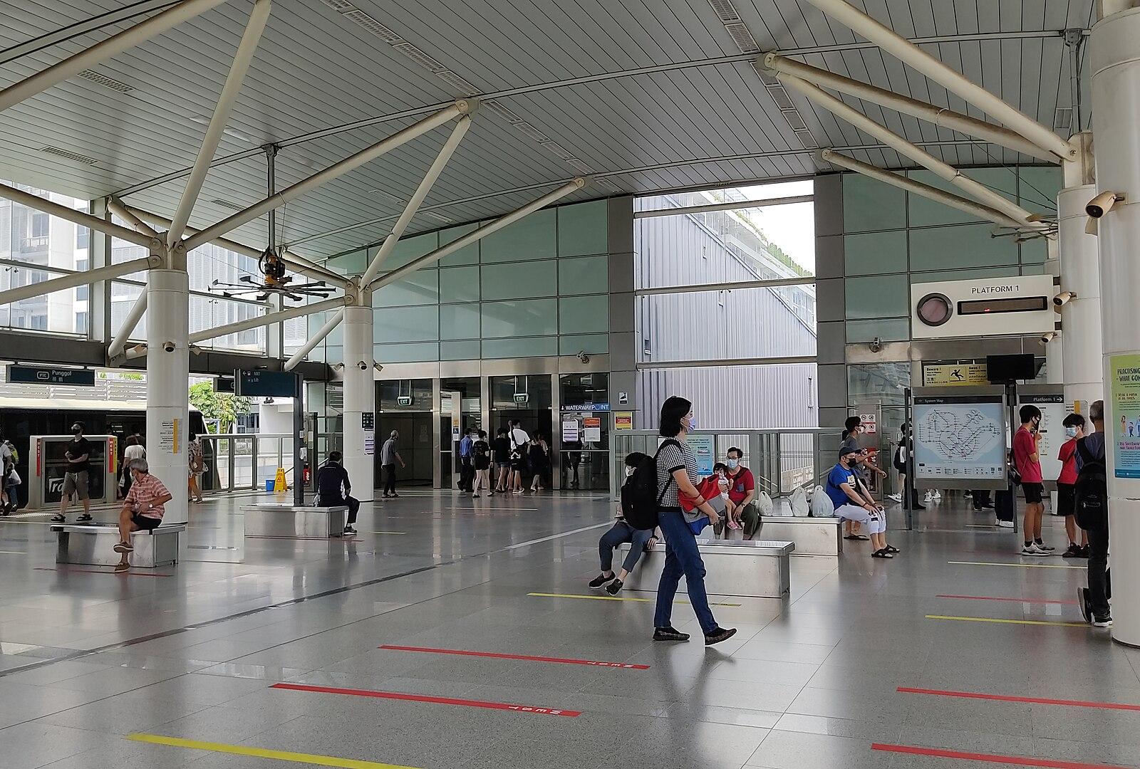 PTC Punggol LRT Platforms 20201223 131404